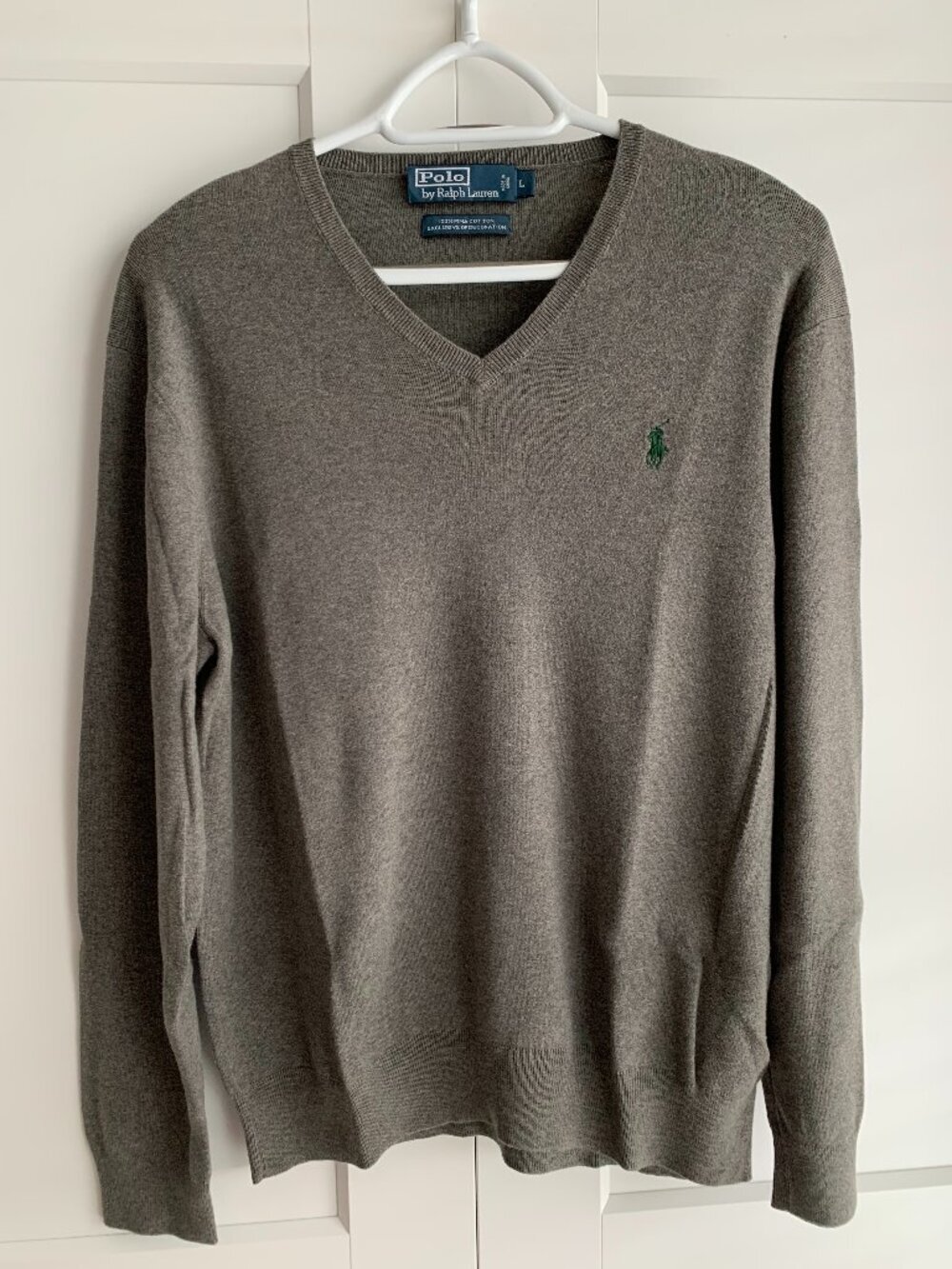 Polo Ralph Lauren 100% Pima Cotton  V Neck Men's Sweater Size L Gray